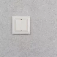   Shelly BLU Wall Switch 4 – vezeték nélküli kapcsoló + Gira és Merten keret adapter