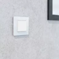   Shelly BLU Wall Switch 4 – vezeték nélküli kapcsoló + Legrand és Shelly keret adapter