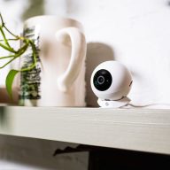   Shelly Camera – kamera, beltéri, AI tárgy felismeréssel, 1080P,  Bluetooth, Wi-Fi, fehér (S1CM-0DXW00)