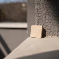   Shelly BLU H&T ZB – hőmérséklet érzékelő, pára szenzor, kültéri, Bluetooth, Zigbee, mokka