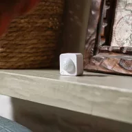   Shelly BLU Motion ZB – vezeték nélküli mozgásérzékelő fényszenzorral, Bluetooth, Zigbee, fehér (SBMO-103Z)