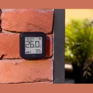  Shelly PLUS H&T Gen3 – hőmérséklet érzékelő, páratartalom szenzor, e-papír kijelzővel, Wi-Fi, Bluetooth, fekete