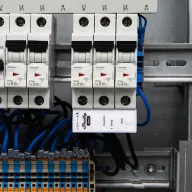   Shelly 3EM-63T Gen3 – fogyasztásmérő, kismegszakítóra szerelhető, három fázisú, Wi-Fi