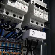   Shelly 3EM-63W Gen3 – fogyasztásmérő, kismegszakítóra szerelhető, három fázisú, Wi-Fi