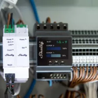   Shelly PRO 4PM Dual Cover – redőny vezérlő modul, 2 db redőnyhöz, DIN-sínes, Wi-Fi, Ethernet, Bluetooth
