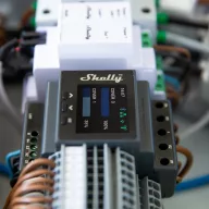   Shelly PRO 4PM Dual Cover – redőny vezérlő modul, 2 db redőnyhöz, DIN-sínes, Wi-Fi, Ethernet, Bluetooth